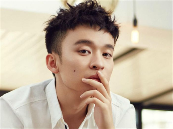 说起目前娱乐圈里的90后新生代男演员,就演技而言,相信有很多人都会