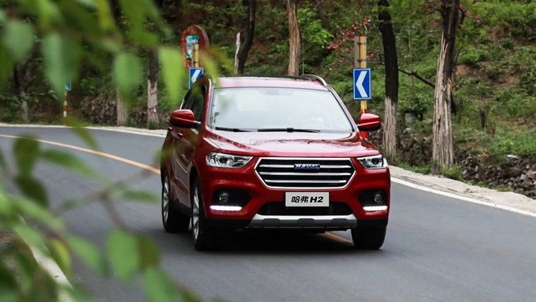 每一个细节都散发着年轻活力，哈弗H2试驾全解