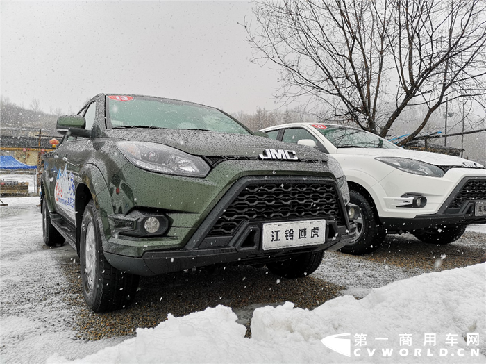 驰骋长白山 且看域虎如何在冰雪世界为所欲为