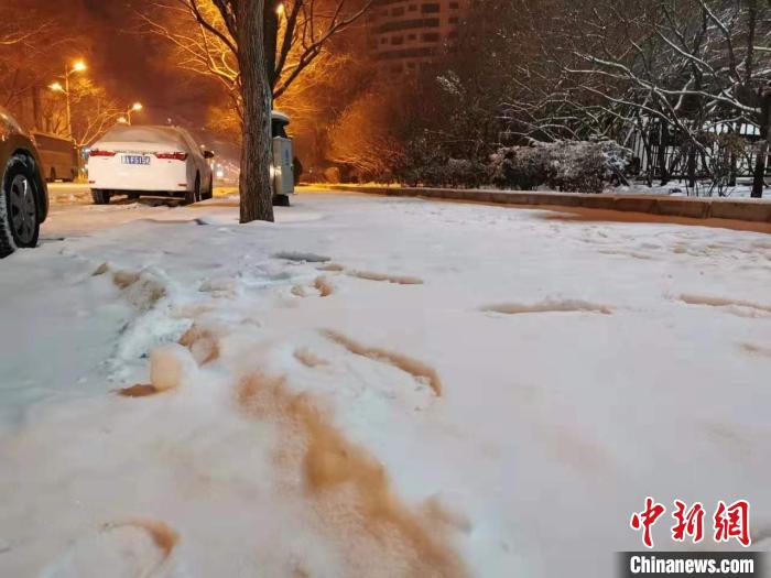 皇冠188娱乐 - 荣耀V30克服技术挑战 利用5G技术 助力北京澳门两地学子隔空合唱《七子之歌》