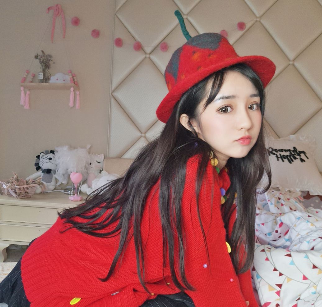 这个单眼皮00后逆天了 KO所有高鼻梁大眼睛网