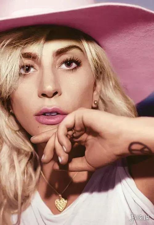 曾经被谩骂诋毁的她创造了历史 LadyGaga传奇的半生