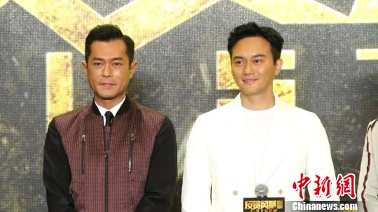 古天乐(图左)被张智霖(图右)爆料称白天不吃饭。 康玉湛 摄