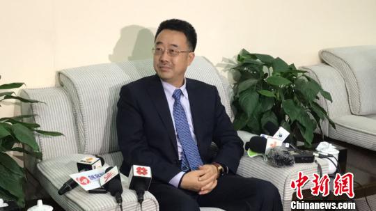 图为港珠澳大桥总工苏权科在西安接受媒体采访。张一辰 摄