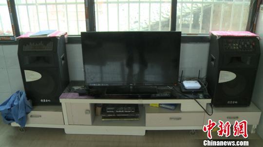 四川悬崖上的古路村:索道开通 村民生活大变样