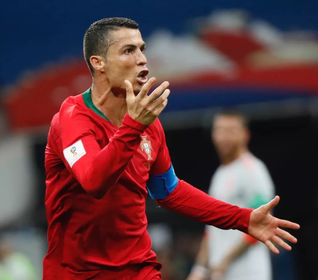 热点 |【俩牙均三杀】确认过眼神,这才是真的世