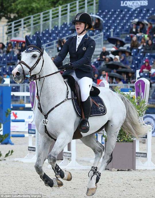 别人的爸！比尔-盖茨送女儿天价马场当毕业礼物
