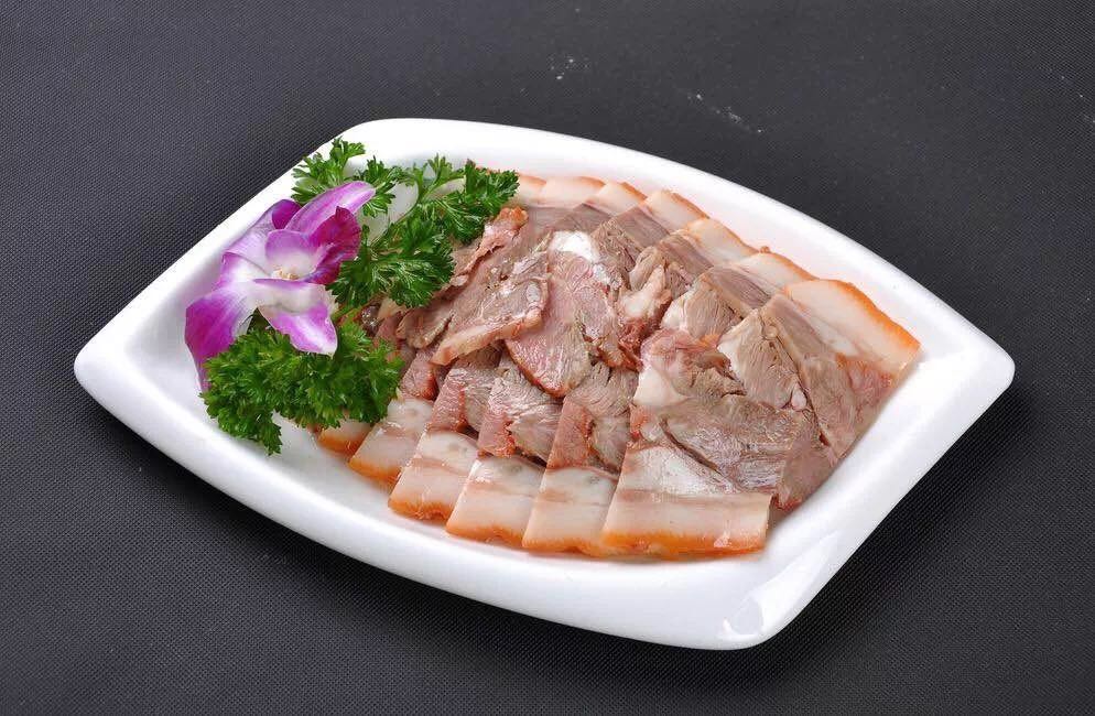 蟹黄汤包活珠子还有盆牛脯,六合特色美食推介