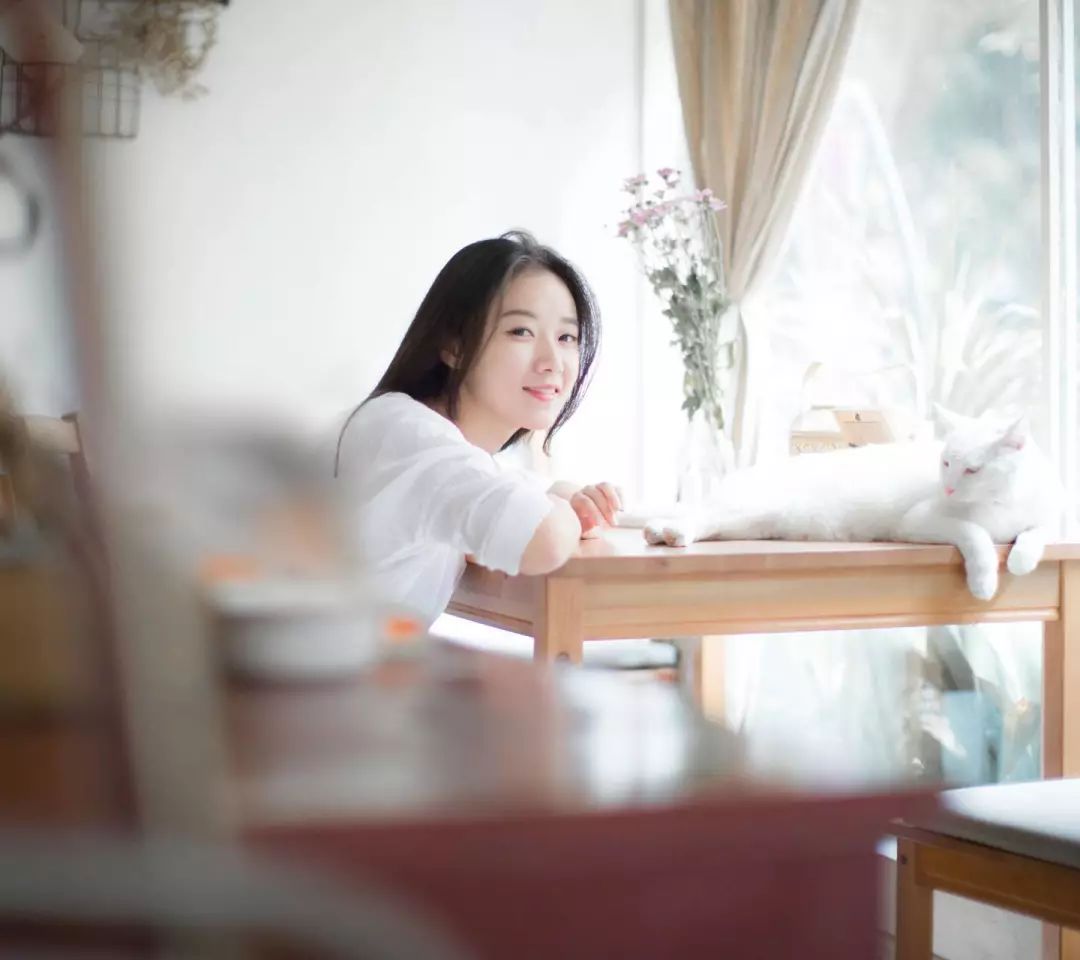 衣柜里面放1片日本黑科技香片,再也不用担心衣