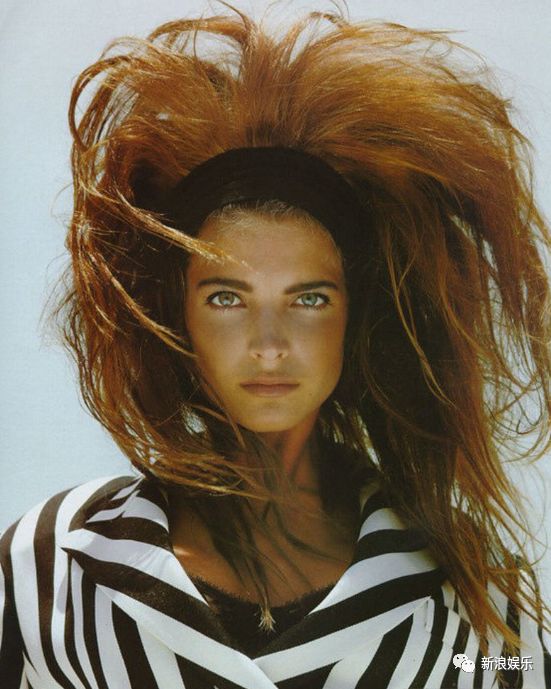 都这么大了，还和妈妈搂着亲亲？