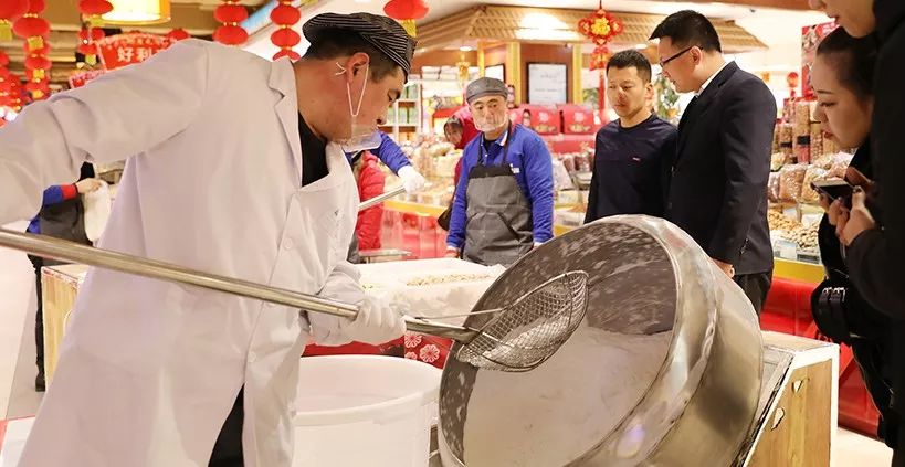 元宵节活动千万条，贴心实惠第一条!