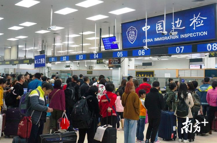 深圳口岸某边检站 图源:南方Plus客户端