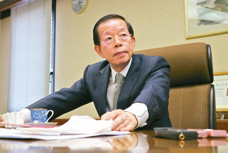『台』『湾』『“』『驻』『日』『代』『表』『”』『谢』『长』『廷』『(』『《』『联』『合』『报』『》』『资』『料』『图』『)』