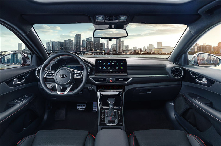 全新一代K3内饰曝光 1.4T及1.5L车型有所区别