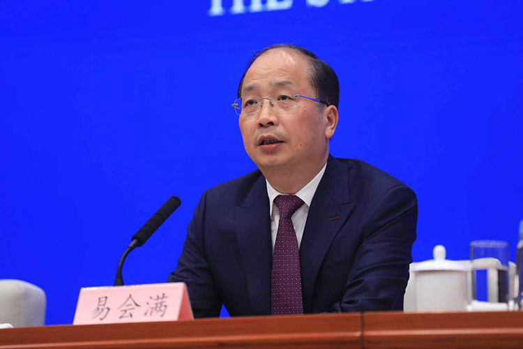 证监会主席易会满首秀