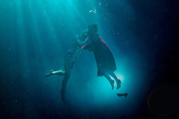 绿皮书里的钢琴家不是亲自演奏,好莱坞换头技