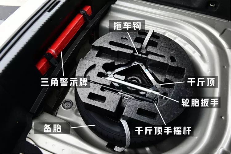 10.99万起,最适合家用的德系车之一,顾家好男人之选!