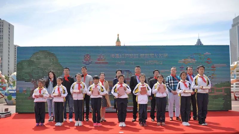 众筹爱心词典、忆红色征程、万达乐园初体验