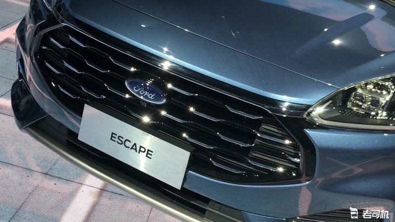 “国产虎”换镀铬大嘴脸 长安福特Escape发布