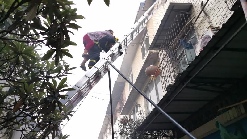 永利官网代理 中融新大债券价格异动