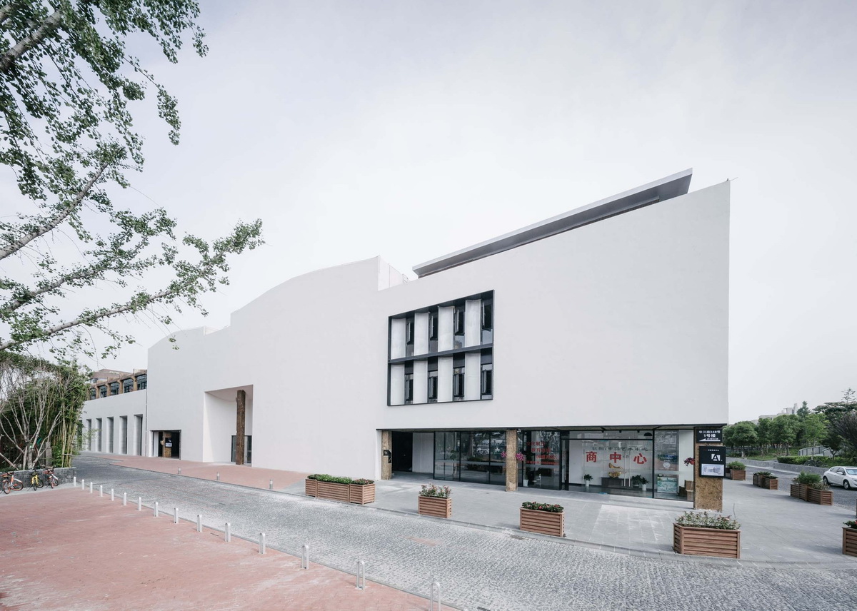 素胚瓷片,曲线勾勒,上海申窑艺术中心(一期)/ 刘宇扬建筑事务所