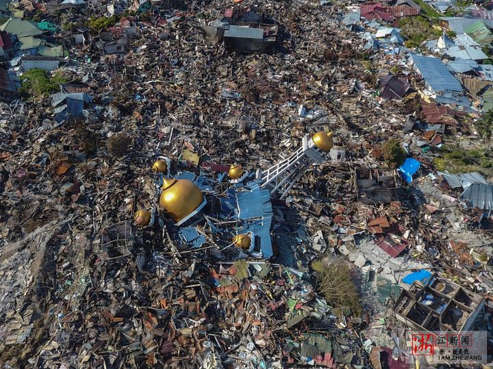 房屋被撕成碎片!航拍印尼海啸重灾区