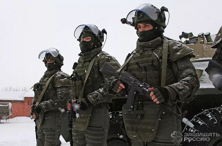 中国新式防弹衣怎么样?挡住美军巴雷特大狙不在话下!|轻武专栏