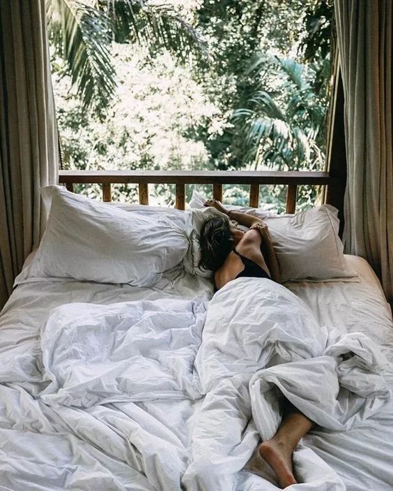 一个枕头=亿万螨虫,不用拆不用洗,一招快速杀