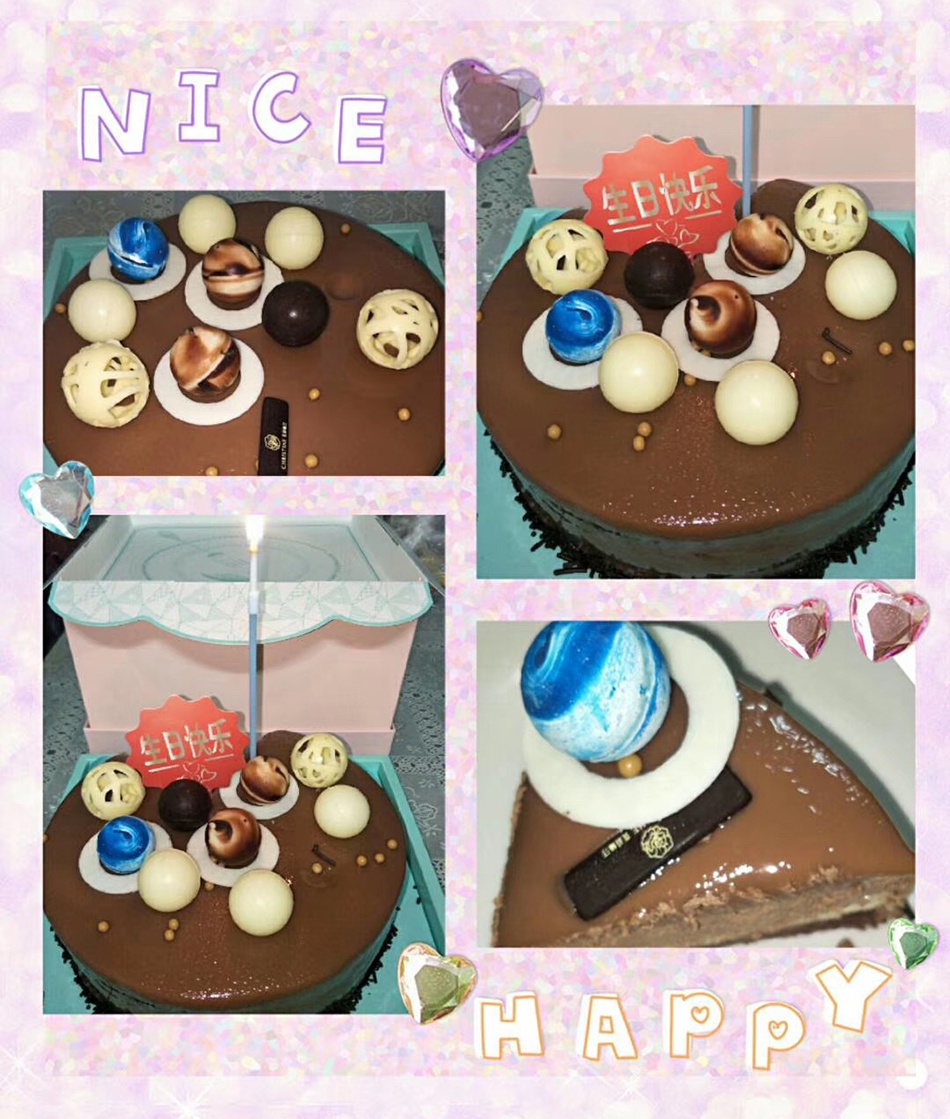  2019年11月24日，小雪家人一同为15周岁的儿子和小雪80周岁的父亲庆祝生日。