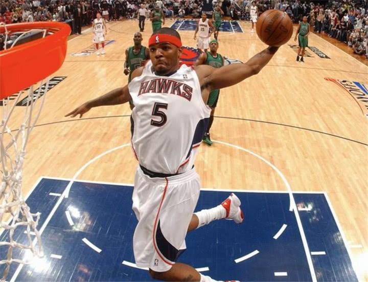 火箭队交易新闻 qIWF-hqhtqsq2968448.jpg