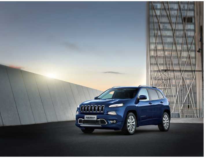 连月球背面都要有信号了  还不先让Jeep自由光带你看遍地球的世界？