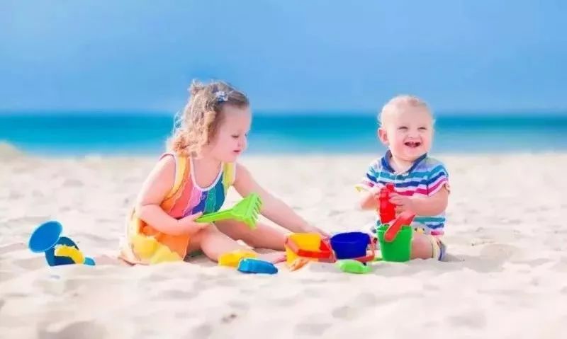 这个动作让5个孩子双腿瘫痪,4岁以下的宝宝千