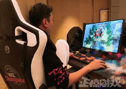 王思聪有多爱下自走棋?服务器崩溃就熬夜玩,祭出100%胜率道具