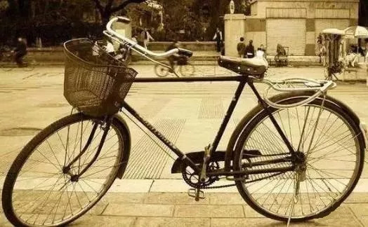 《生于70年代》今晚收官,那些70年代的流行经典,满满的都是回忆