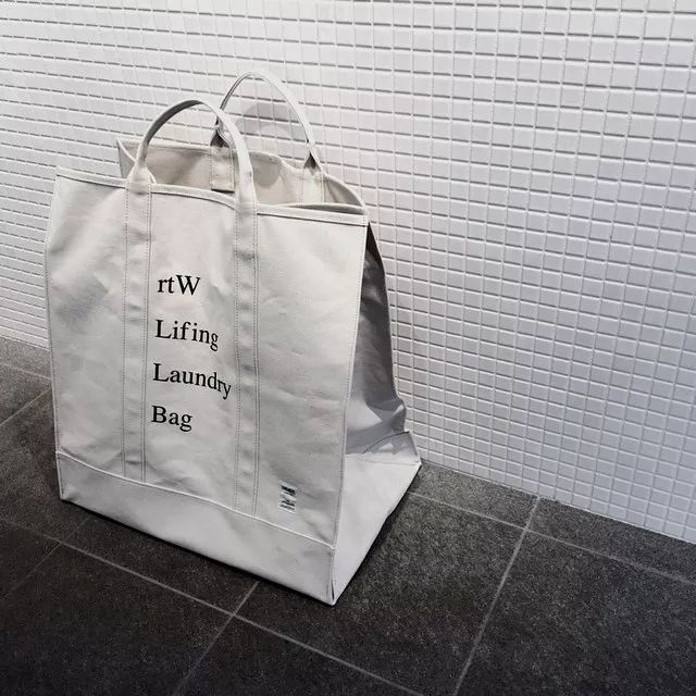 把香水做出性冷淡风,它是日本最潮的小众品牌