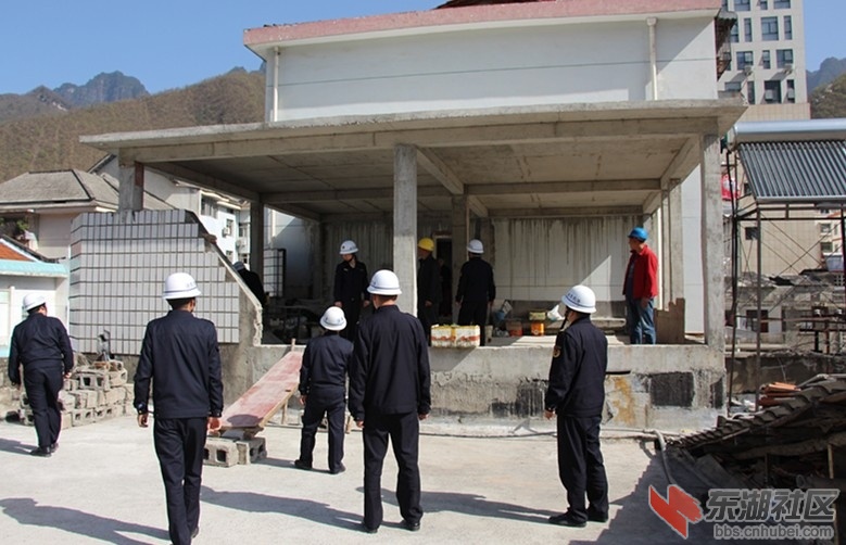 [民生热线]网曝汉西污水处理厂臭味熏鼻化学气