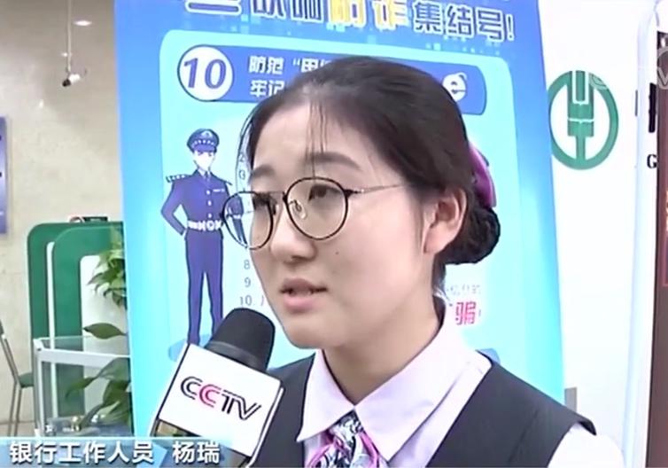 亚美备用网址 如何诠释渐冻症少年?导演田羽生赞彭昱畅发明“喉结表演法”