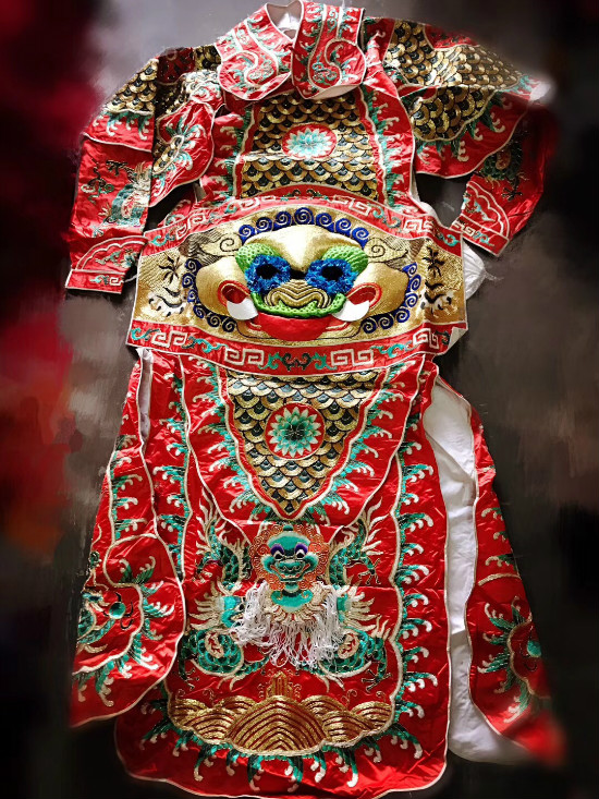 纪检人镜头福建金苍绣