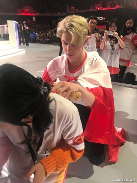 《守望先锋》世界杯之旅 这个世界需要更多英