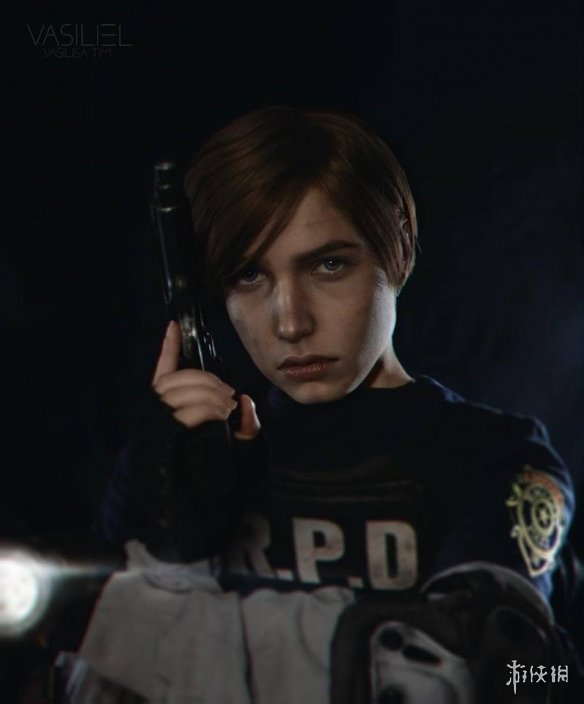 超美女体但丁 维吉尔!俄妹Cos《鬼泣》系列女主!