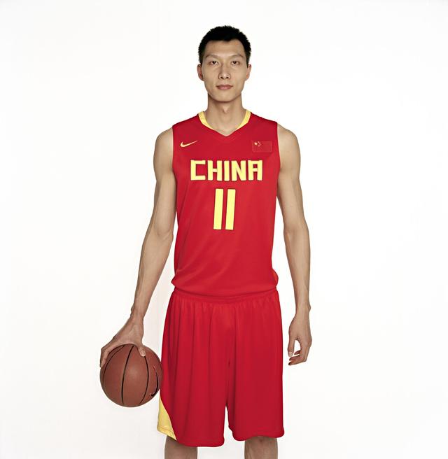 2019男篮世界杯,中国男篮首发强悍,多人进步明