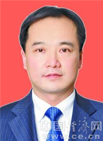 何雄任河南省发改委主任(图|简历)