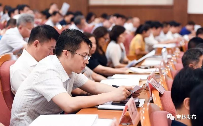 全面贯彻落实新时代党的组织路线