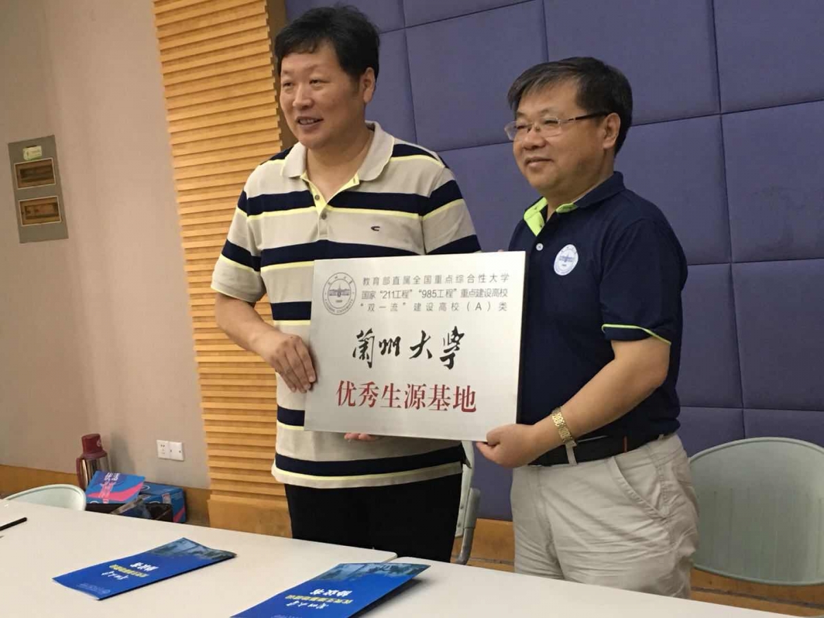 学校领导赴无锡、扬州等地开展本科招生宣讲