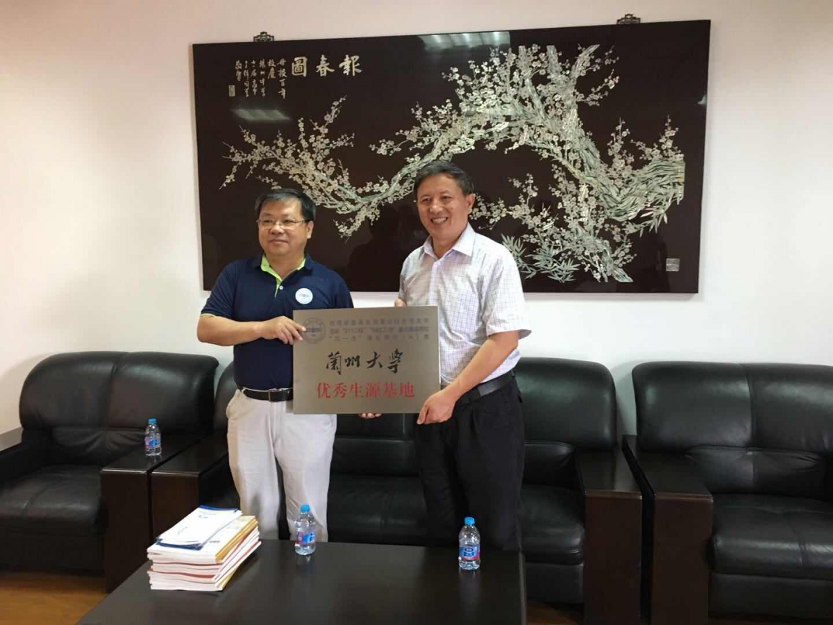 学校领导赴无锡、扬州等地开展本科招生宣讲