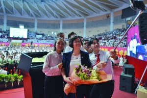 2019年新生人口_中国去年新生人口同比减63万媒体：是否存生育危机
