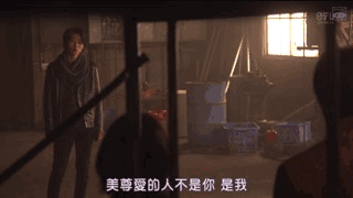 这表与里、真与假之间,贤贤的表演也把握有度。