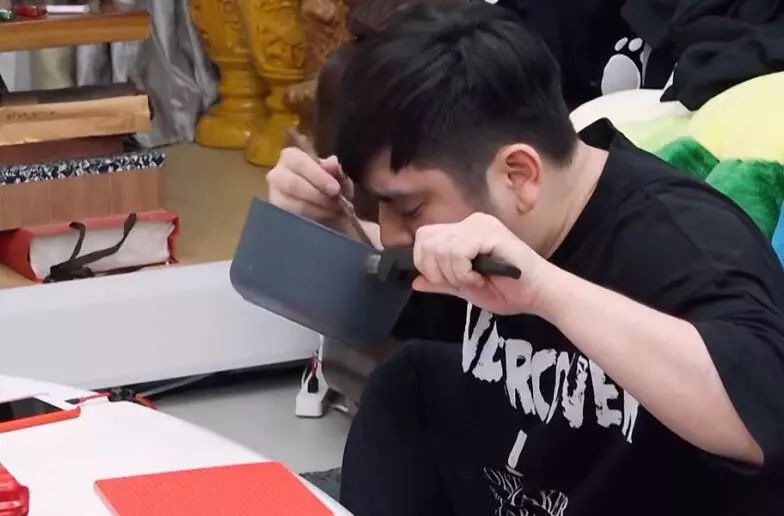 嫁给钱枫,然后生个武艺,算不算很嗨?