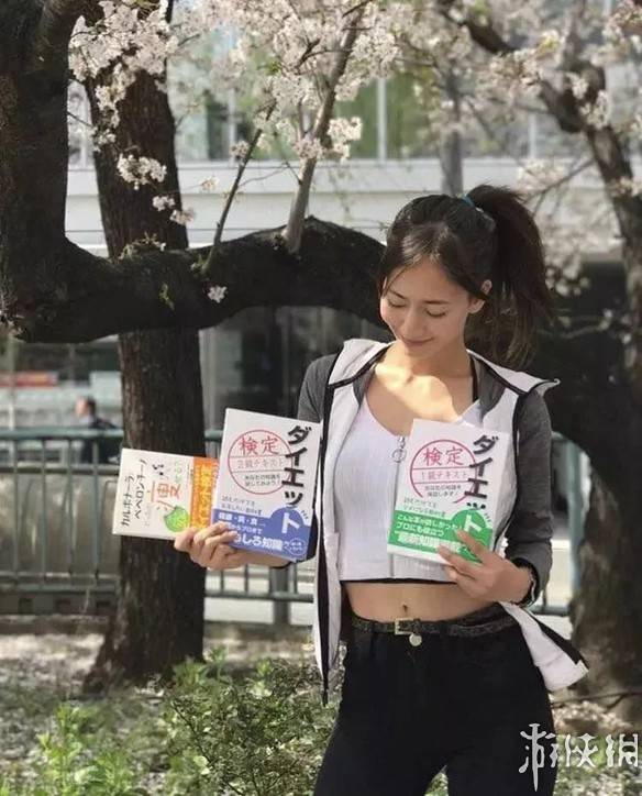 日本第一美臀宫河麻耶 东方脸庞欧美身材完美结合