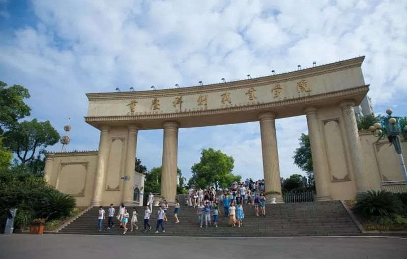 刚刚宣布!重庆这15所学校发展将被重视!有你母